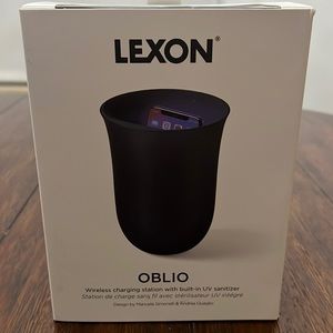 Lexon Wireless charging station with built-in UV Sanitizer